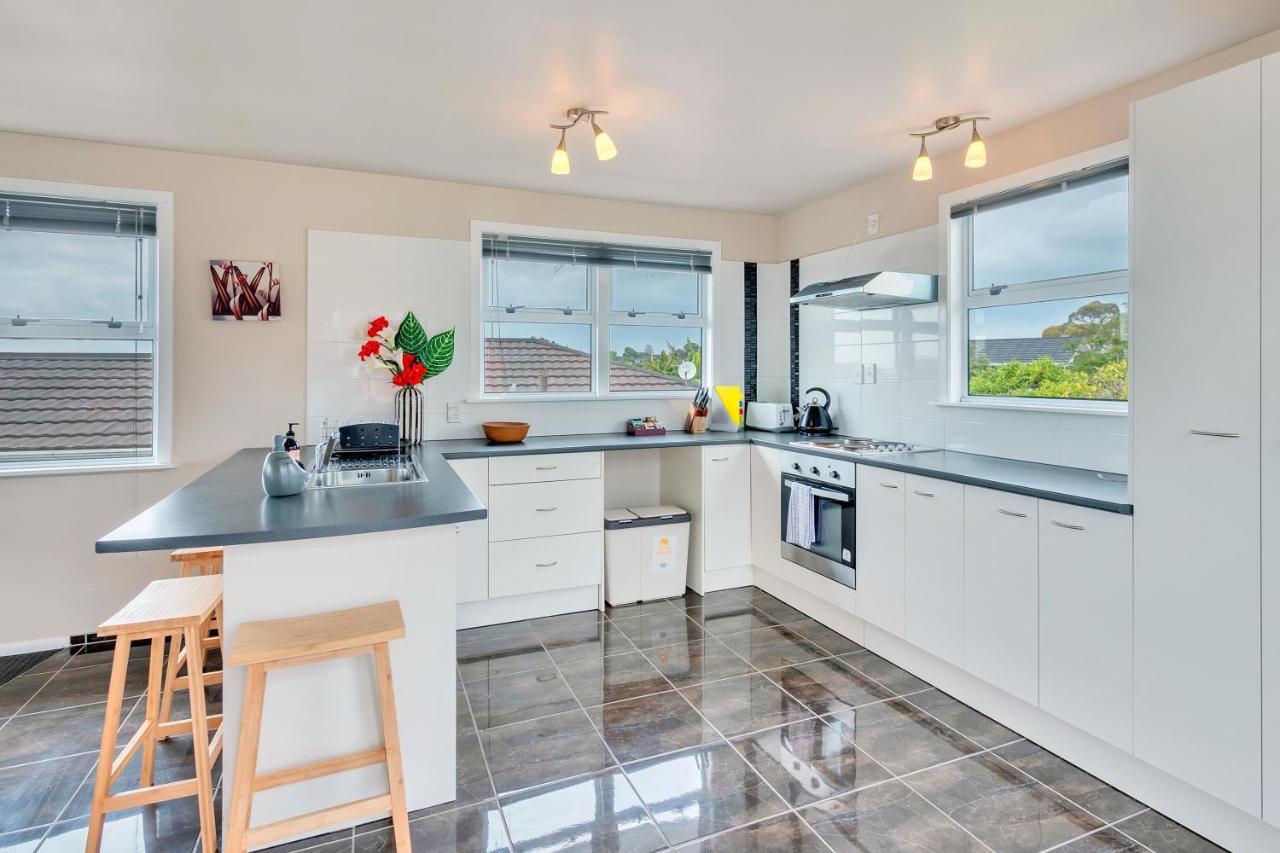 Fabulous Three Bedroom Home In Pakuranga Auckland Buitenkant foto